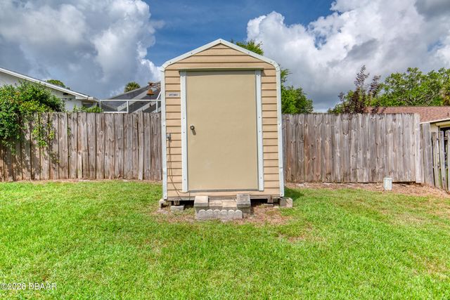 57 Laurel Oaks Circle, Ormond Beach, FL 32174