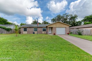 57 Laurel Oaks Circle, Ormond Beach, FL 32174