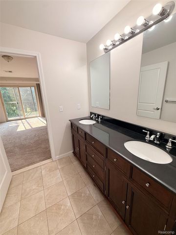 403 Legato Drive 403, Walled Lake, MI 48390