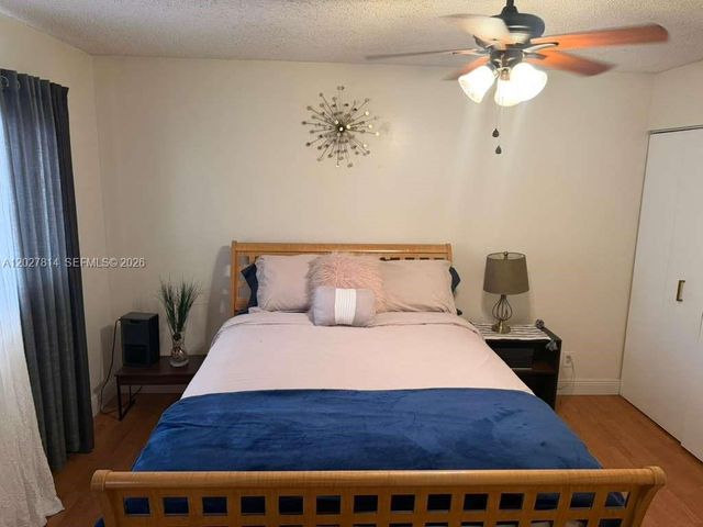 3473 SW 52nd Ave, Pembroke Pines, FL 33023