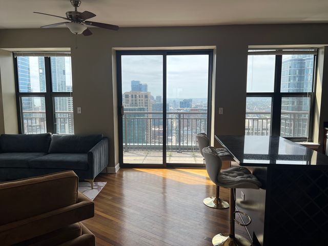 41 E 8TH Street 3403, Chicago, IL 60605