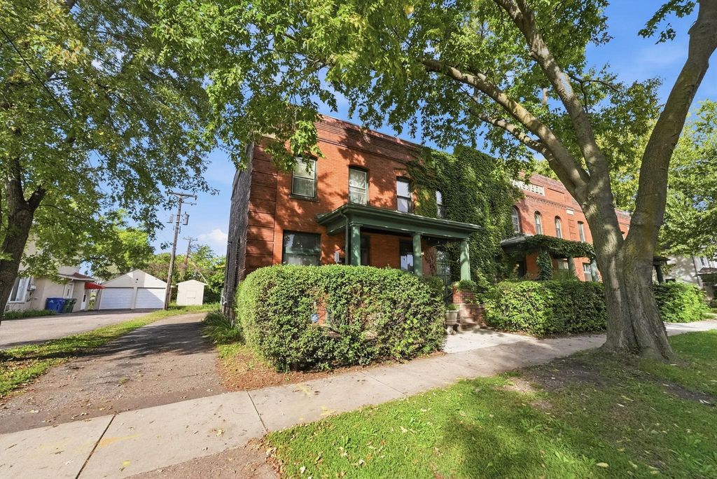 111 Isabel Street E, Saint Paul, MN 55107 — exterior