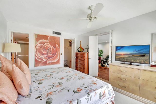 4070 TIVOLI Court 307, Lake Worth, FL 33467