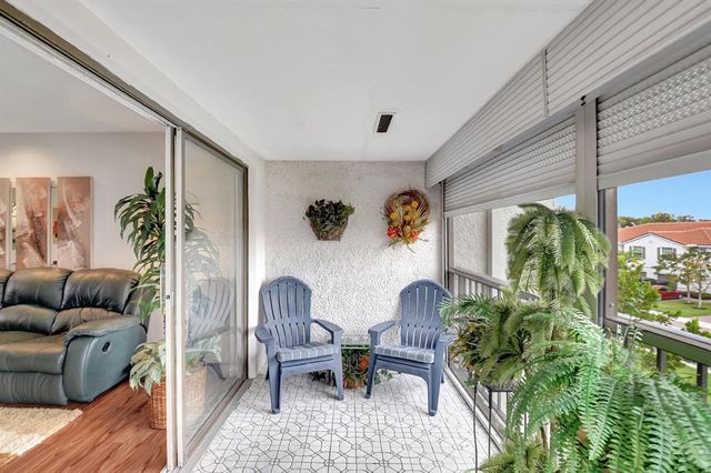 4070 TIVOLI Court 307, Lake Worth, FL 33467