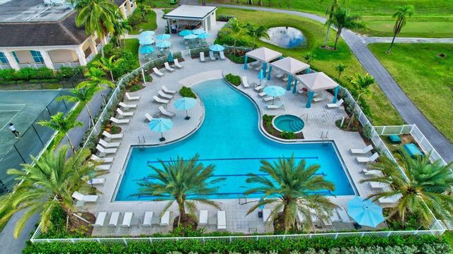 4070 TIVOLI Court 307, Lake Worth, FL 33467