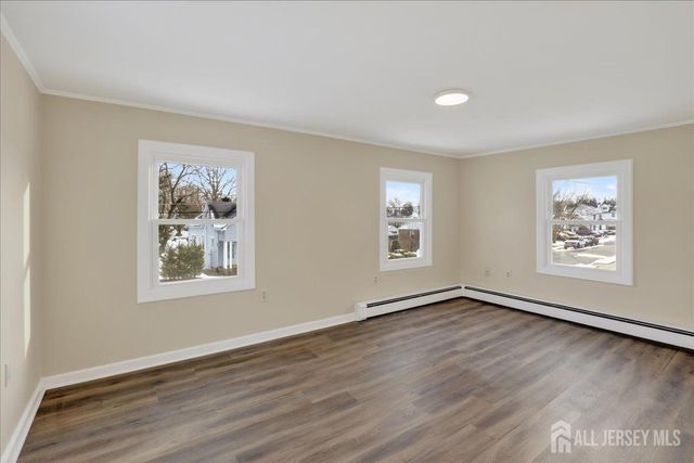 28 Sedgwick Street, Jamesburg, NJ 08831