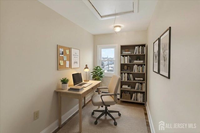 28 Sedgwick Street, Jamesburg, NJ 08831