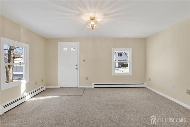 28 Sedgwick Street, Jamesburg, NJ 08831