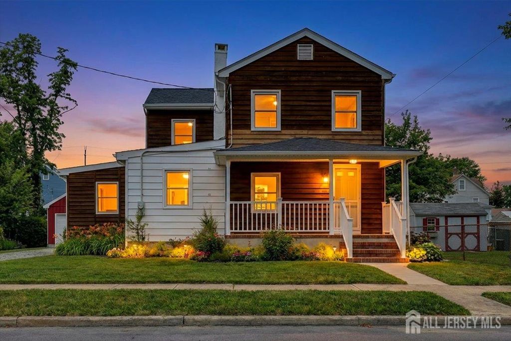 28 Sedgwick Street, Jamesburg, NJ 08831