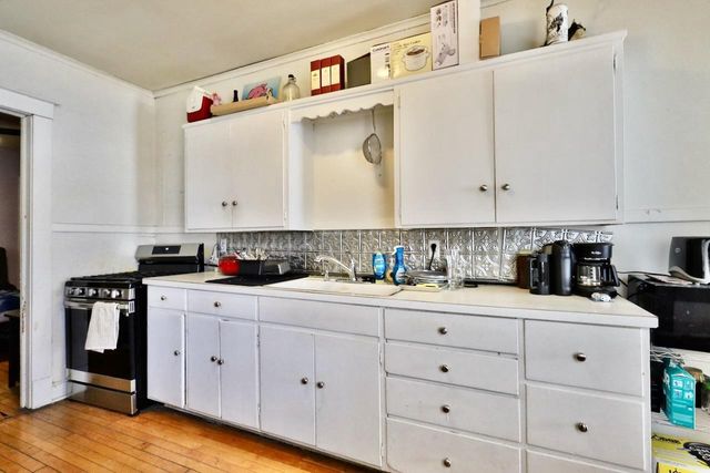 450-452 W Doty Street, Madison, WI 53703