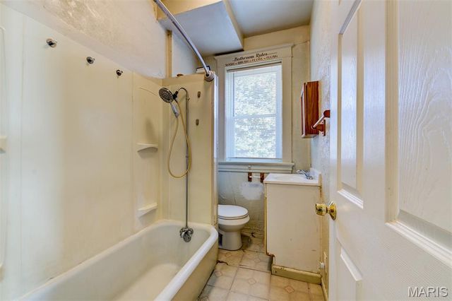 507 Eiler Street, St Louis, MO 63111