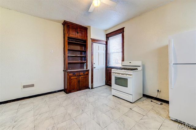 507 Eiler Street, St Louis, MO 63111