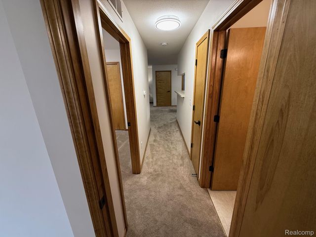 314 MARIGOLD Circle, Westland, MI 48185