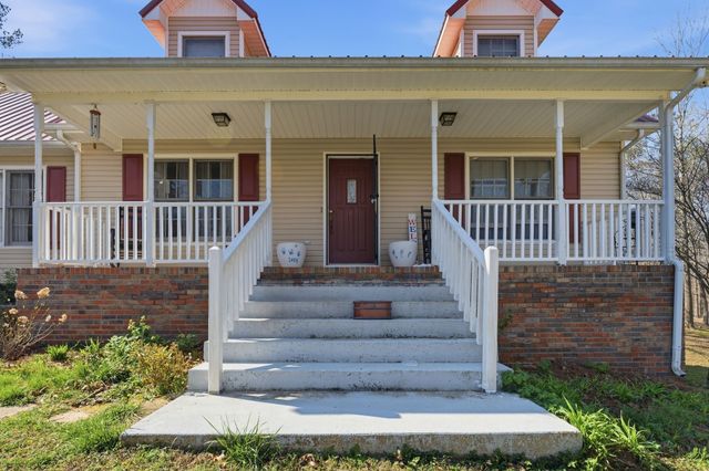 91 Whispering Oaks St, Summertown, TN 38483