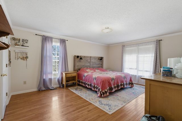 91 Whispering Oaks St, Summertown, TN 38483