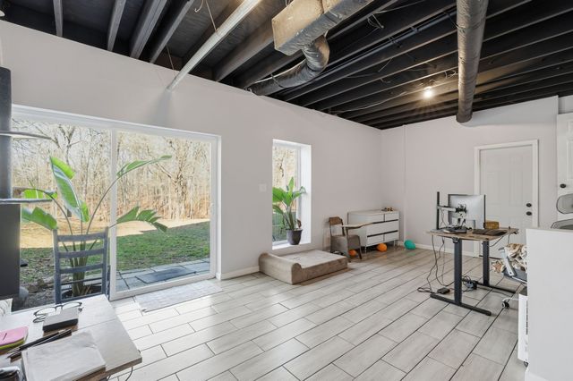 91 Whispering Oaks St, Summertown, TN 38483