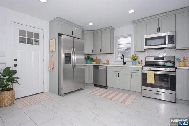 326 Ogden Street, Orange, NJ 07050