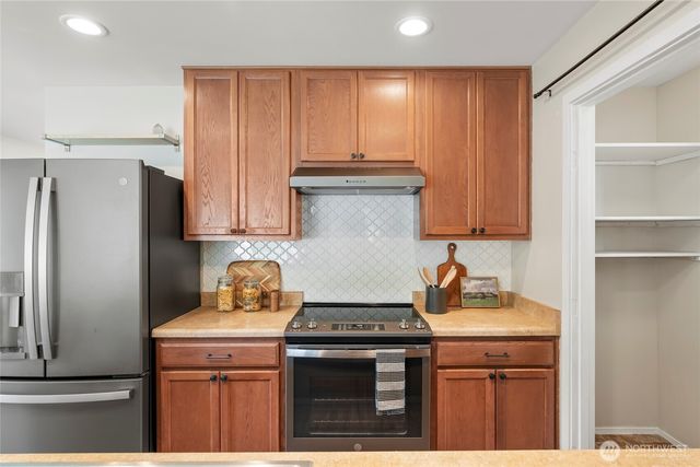 2429 104th Avenue SE, Lake Stevens, WA 98258