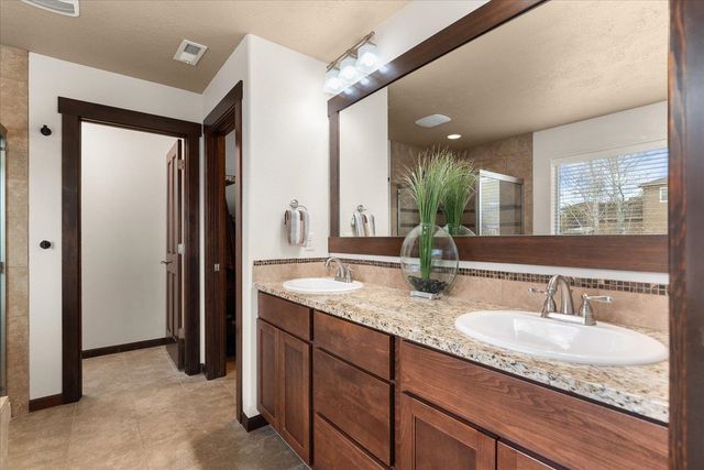 18020 E Daystar Rd, Spokane Valley, WA 99016