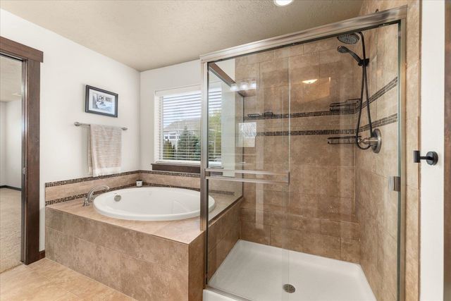 18020 E Daystar Rd, Spokane Valley, WA 99016