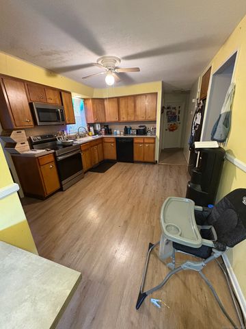 198 Mildred Road, Meriden, CT 06450