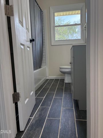 1433 Keswick Drive, Fayetteville, NC 28304