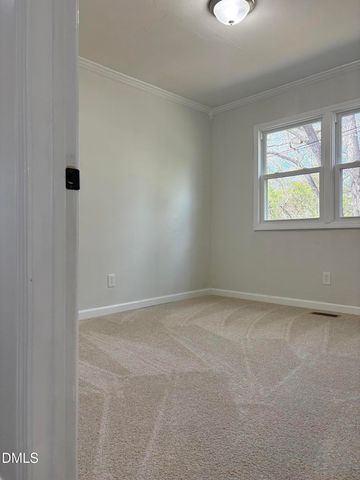 1433 Keswick Drive, Fayetteville, NC 28304