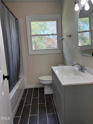 1433 Keswick Drive, Fayetteville, NC 28304