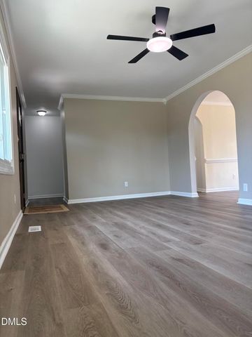 1433 Keswick Drive, Fayetteville, NC 28304