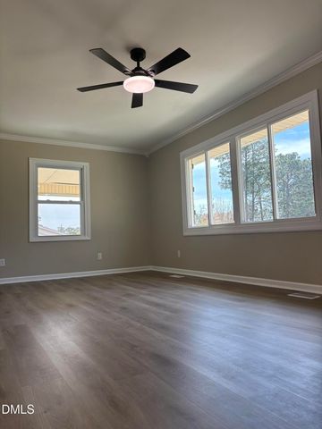 1433 Keswick Drive, Fayetteville, NC 28304