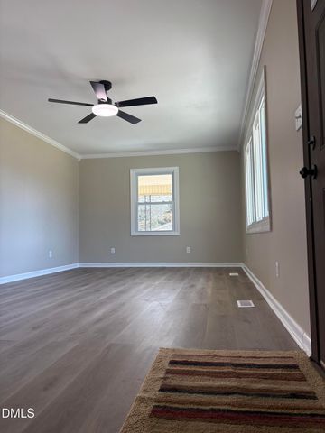 1433 Keswick Drive, Fayetteville, NC 28304