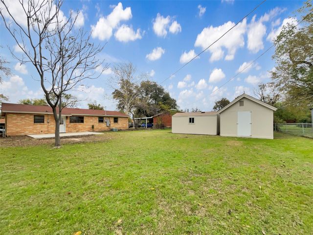 363 Opal Court, Saginaw, TX 76179