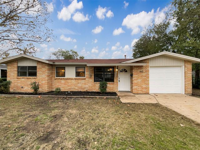 363 Opal Court, Saginaw, TX 76179
