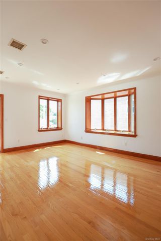 69-73 185th Street 2FL, Fresh Meadows, NY 11365