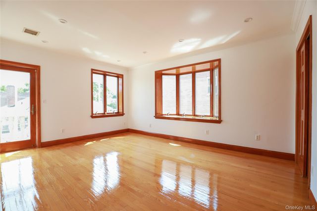 69-73 185th Street 2FL, Fresh Meadows, NY 11365