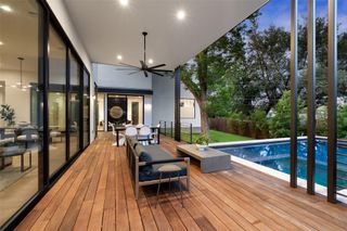 2502 Barhill DR, Austin, TX 78704