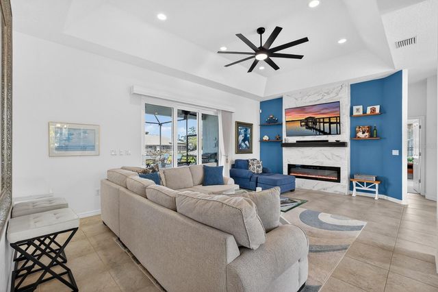 11 COTTONTON COURT, Palm Coast, FL 32137