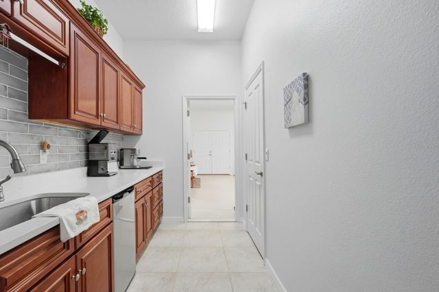 11 COTTONTON COURT, Palm Coast, FL 32137