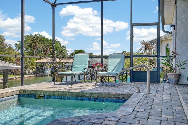 11 COTTONTON COURT, Palm Coast, FL 32137