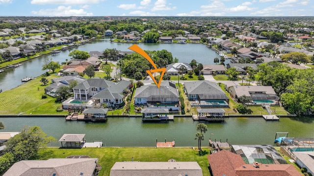 11 COTTONTON COURT, Palm Coast, FL 32137