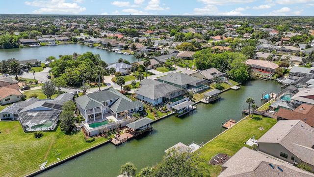 11 COTTONTON COURT, Palm Coast, FL 32137