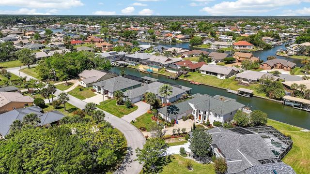 11 COTTONTON COURT, Palm Coast, FL 32137