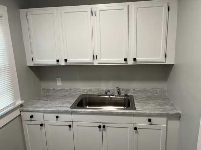 1919 Brookwood Avenue, Apt 5, Toledo, OH 43604