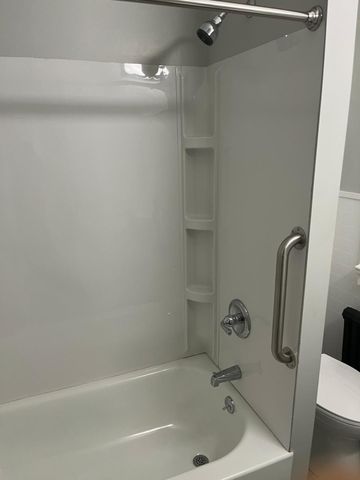 1919 Brookwood Avenue, Apt 5, Toledo, OH 43604