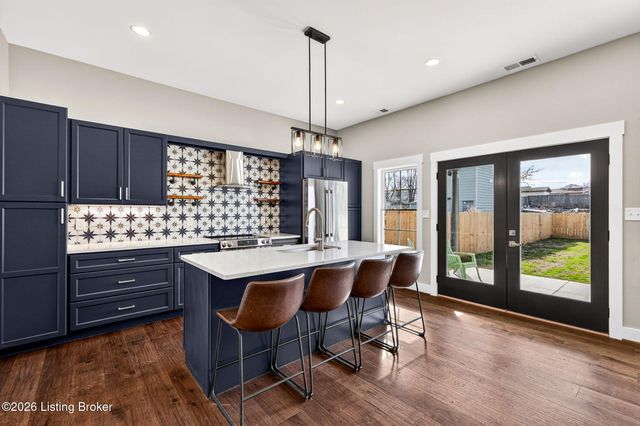 914 Ash St, Louisville, KY 40217