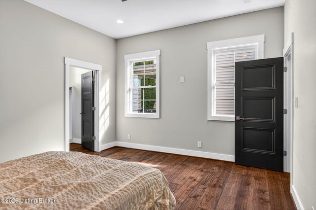 914 Ash St, Louisville, KY 40217