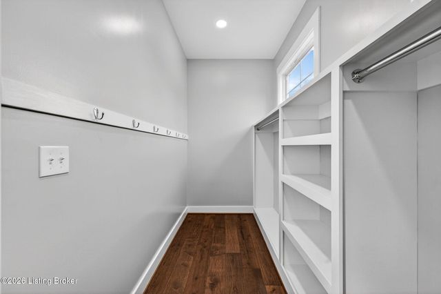 914 Ash St, Louisville, KY 40217