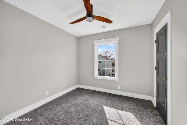 914 Ash St, Louisville, KY 40217