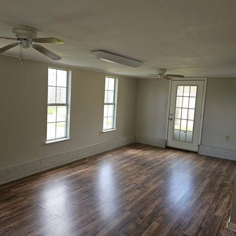 406 Dauphine St, Houma, LA 70360