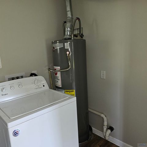 406 Dauphine St, Houma, LA 70360